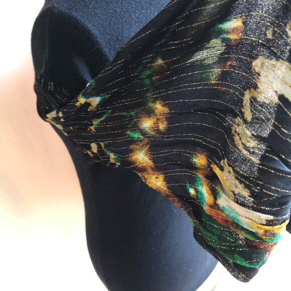 Blank London Sweater With Ruched Sleeves: Size M - Picture 7 of 16